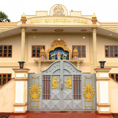 Pgs Hall Джафна Екстериор снимка